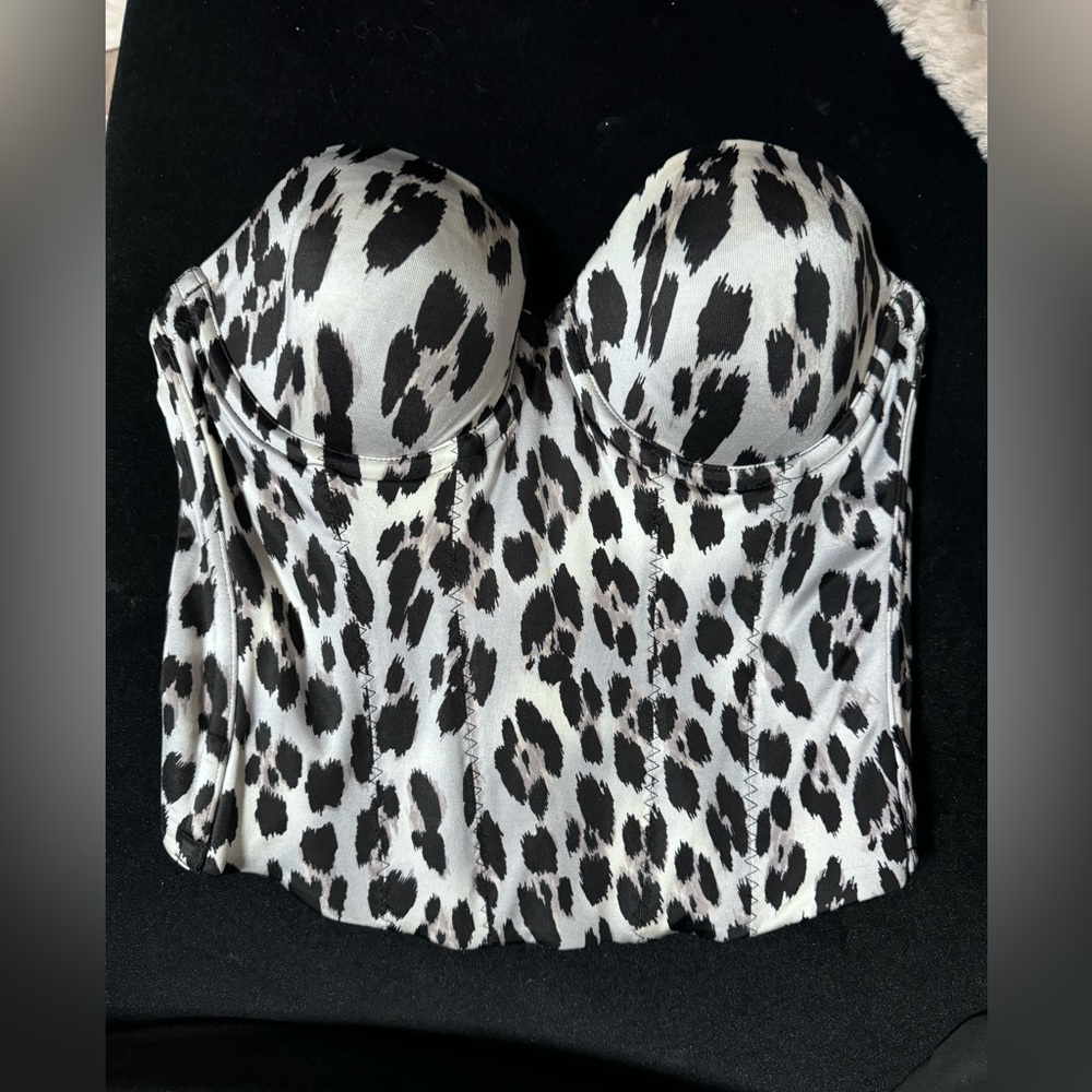 Low back bustier